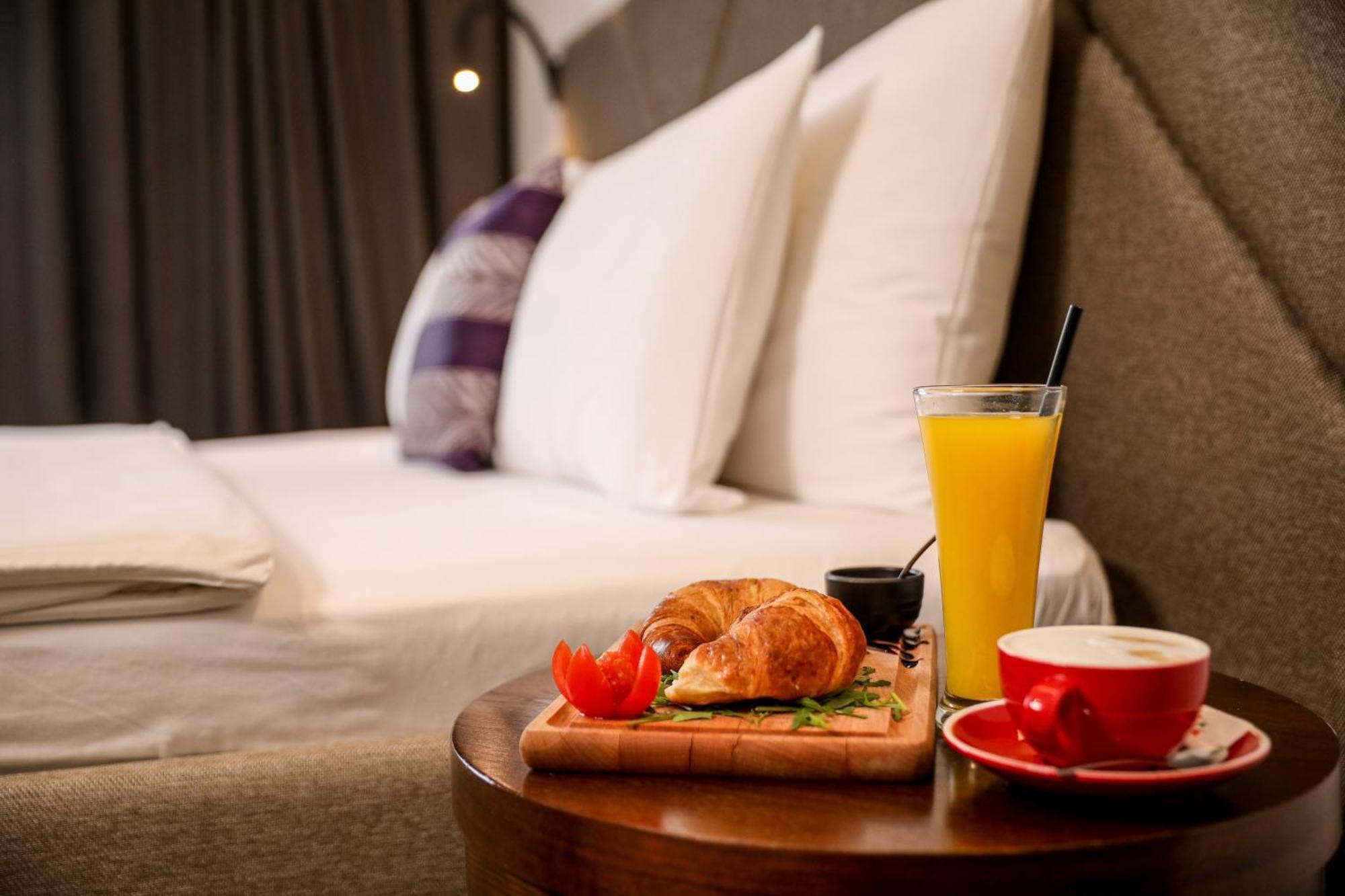 Hotel Botanica Beograd Ngoại thất bức ảnh