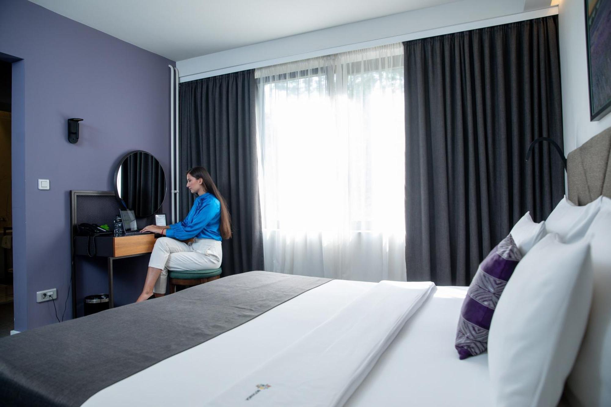 Hotel Botanica Beograd Ngoại thất bức ảnh