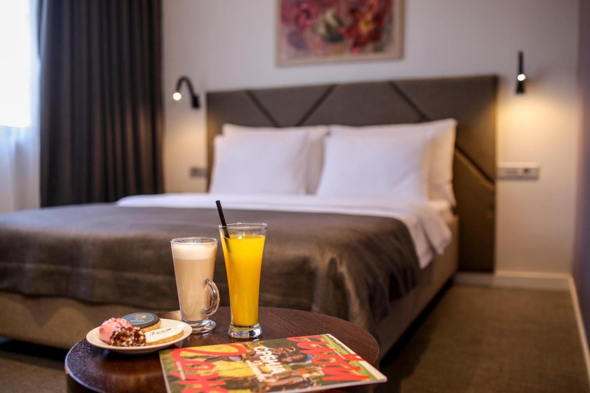 Hotel Botanica Beograd Ngoại thất bức ảnh