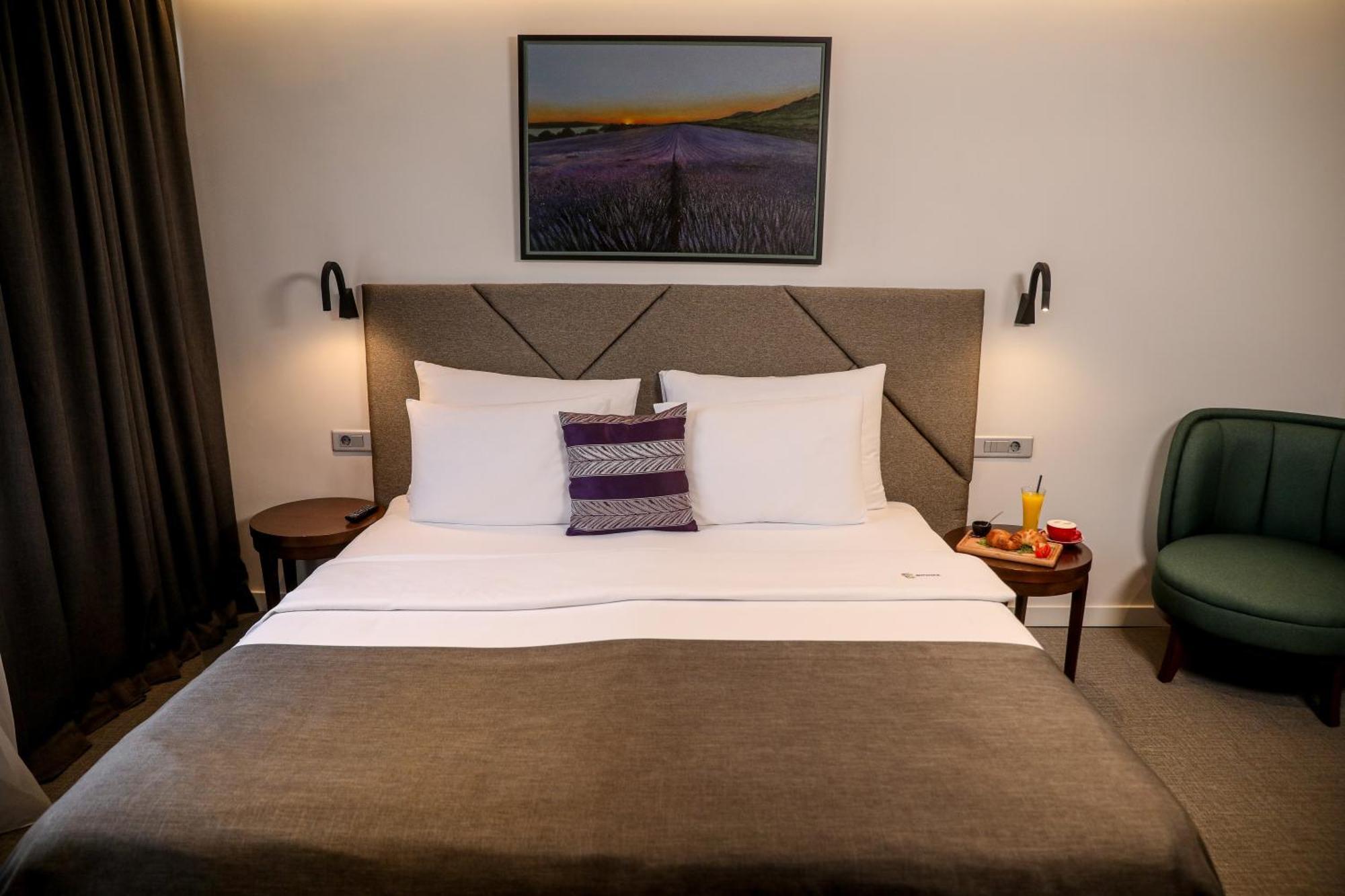 Hotel Botanica Beograd Ngoại thất bức ảnh