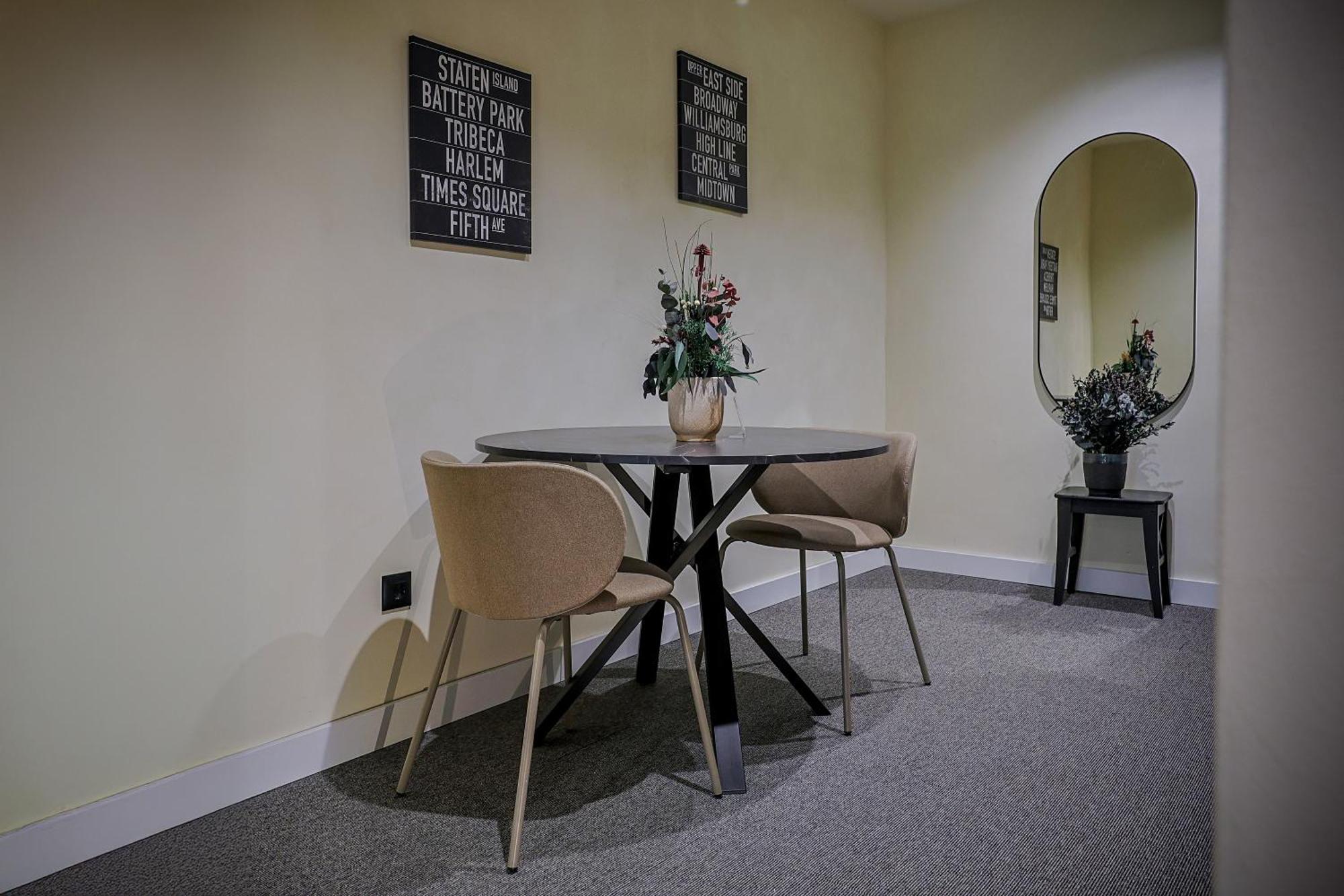Hotel Botanica Beograd Ngoại thất bức ảnh