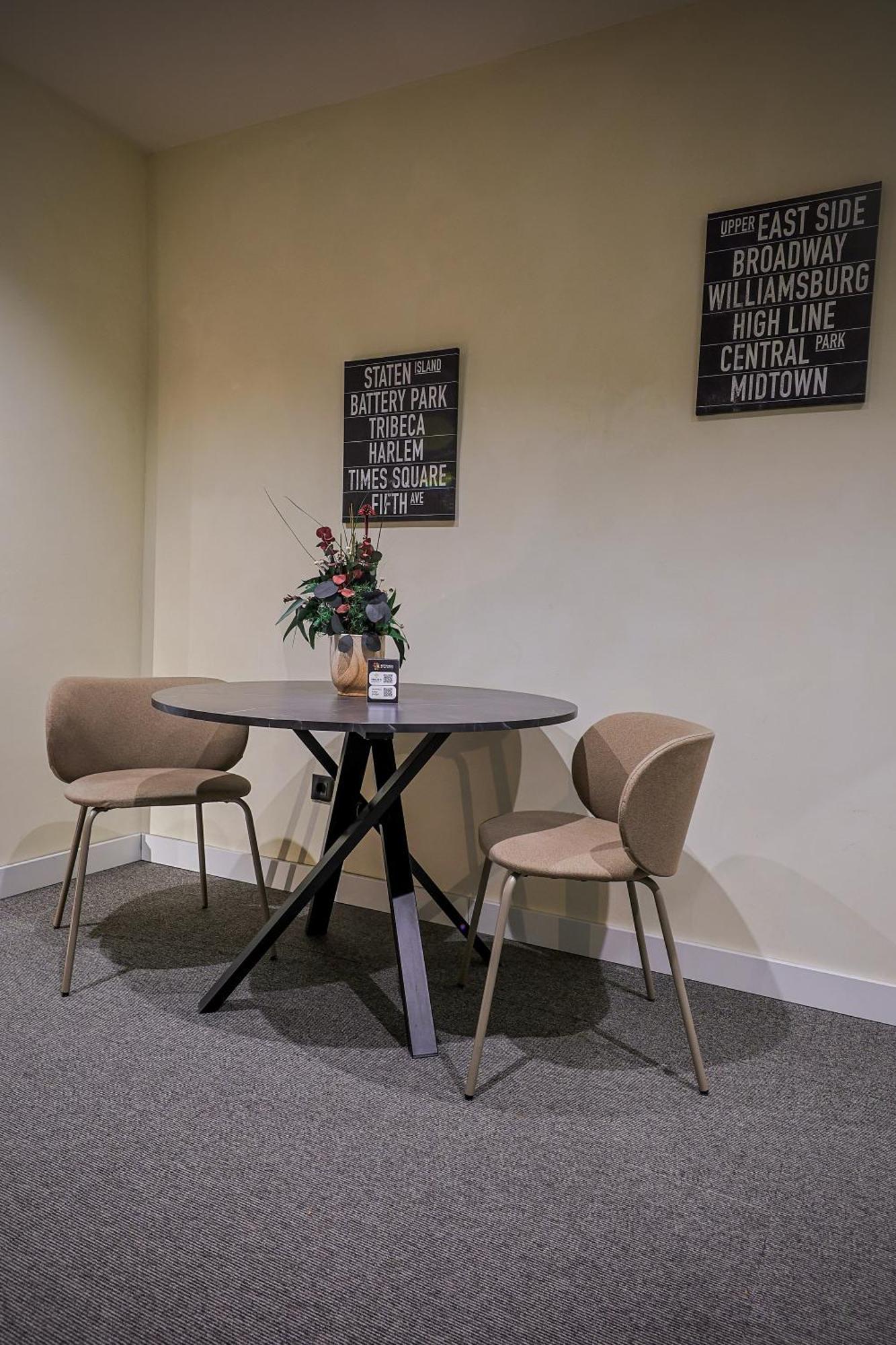 Hotel Botanica Beograd Ngoại thất bức ảnh