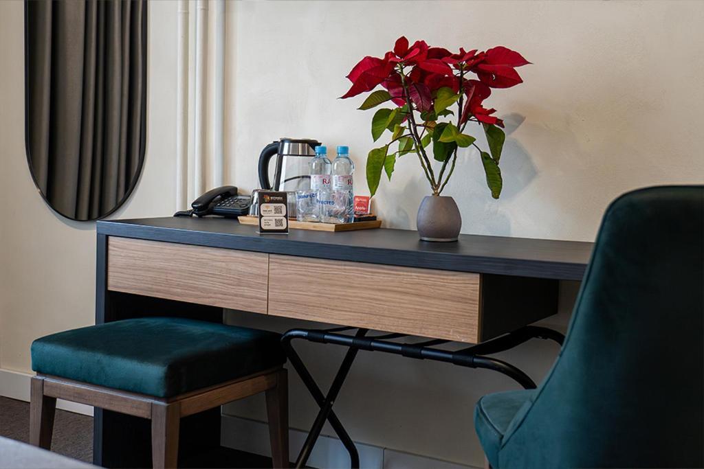 Hotel Botanica Beograd Ngoại thất bức ảnh